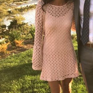 Lace light pink long sleeve dress